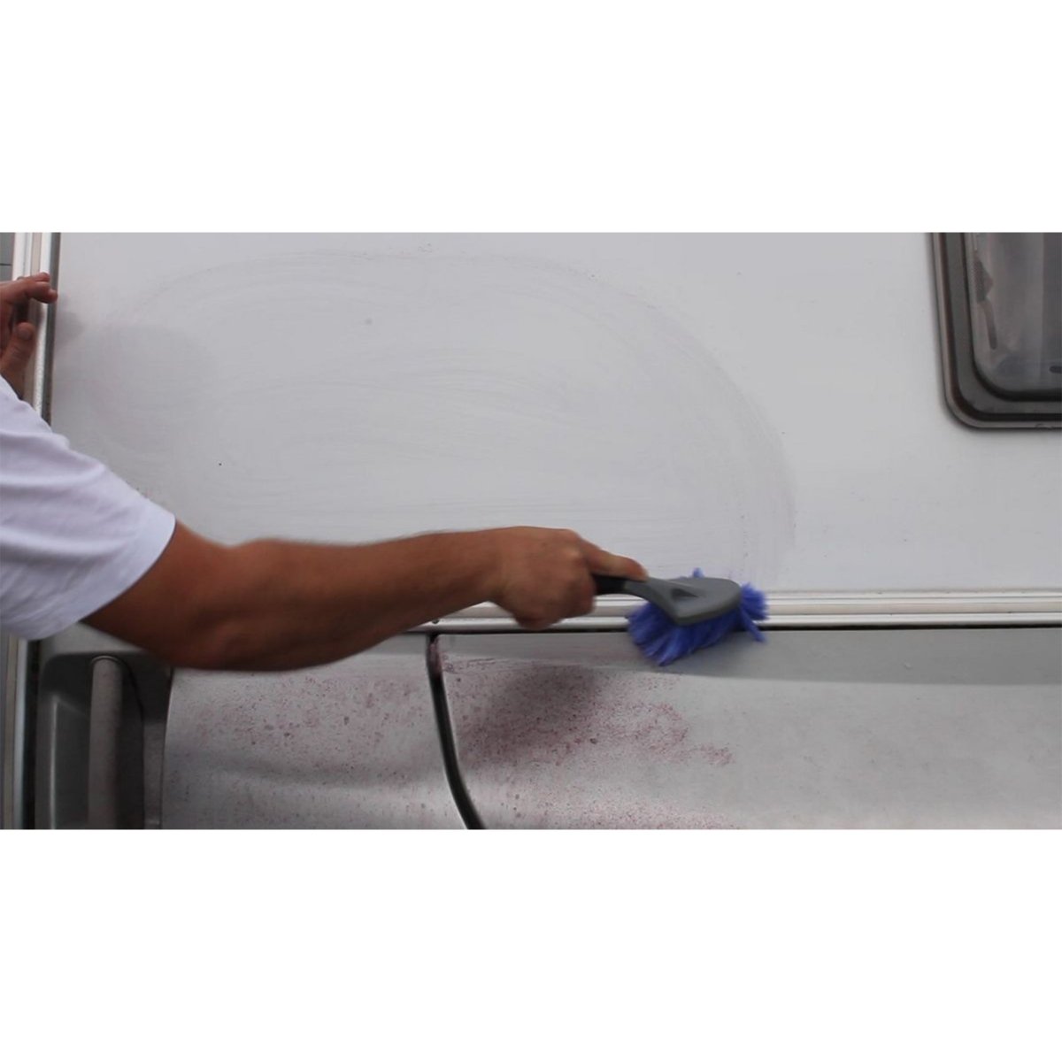 Flugrost entfernen - Wohnwagen, Wohnmobil, Caravan, Auto - CLEANOFANT