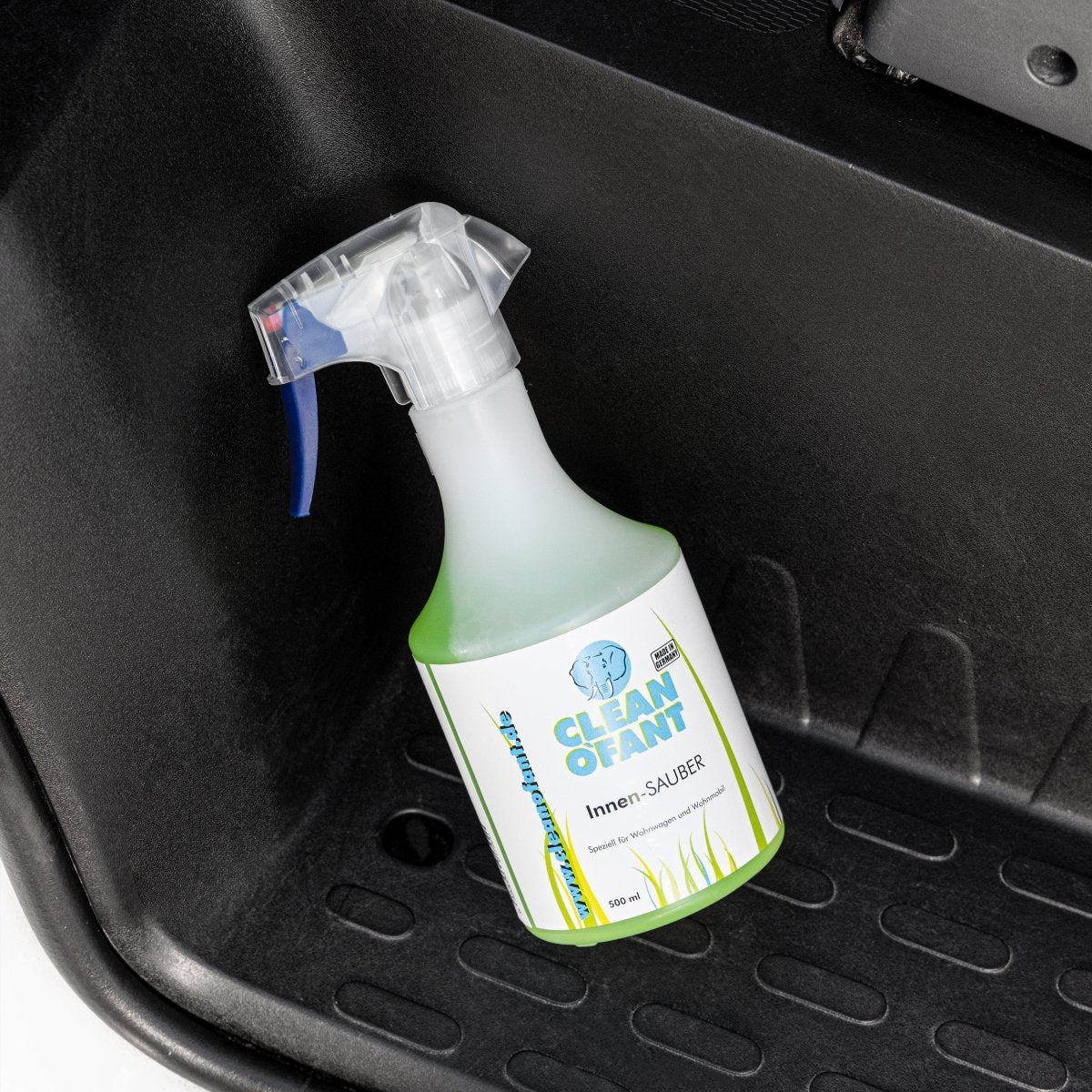 Innen - SAUBER Innenraum - Reiniger pH - 7 (neutral) - 500 ml entfernt Staub, Fette, Nikotin, Getränke - und Lebensmittelreste, Tierschmutz uvm. (Caravan / Wohnwagen / Wohnmobil) - CLEANOFANT