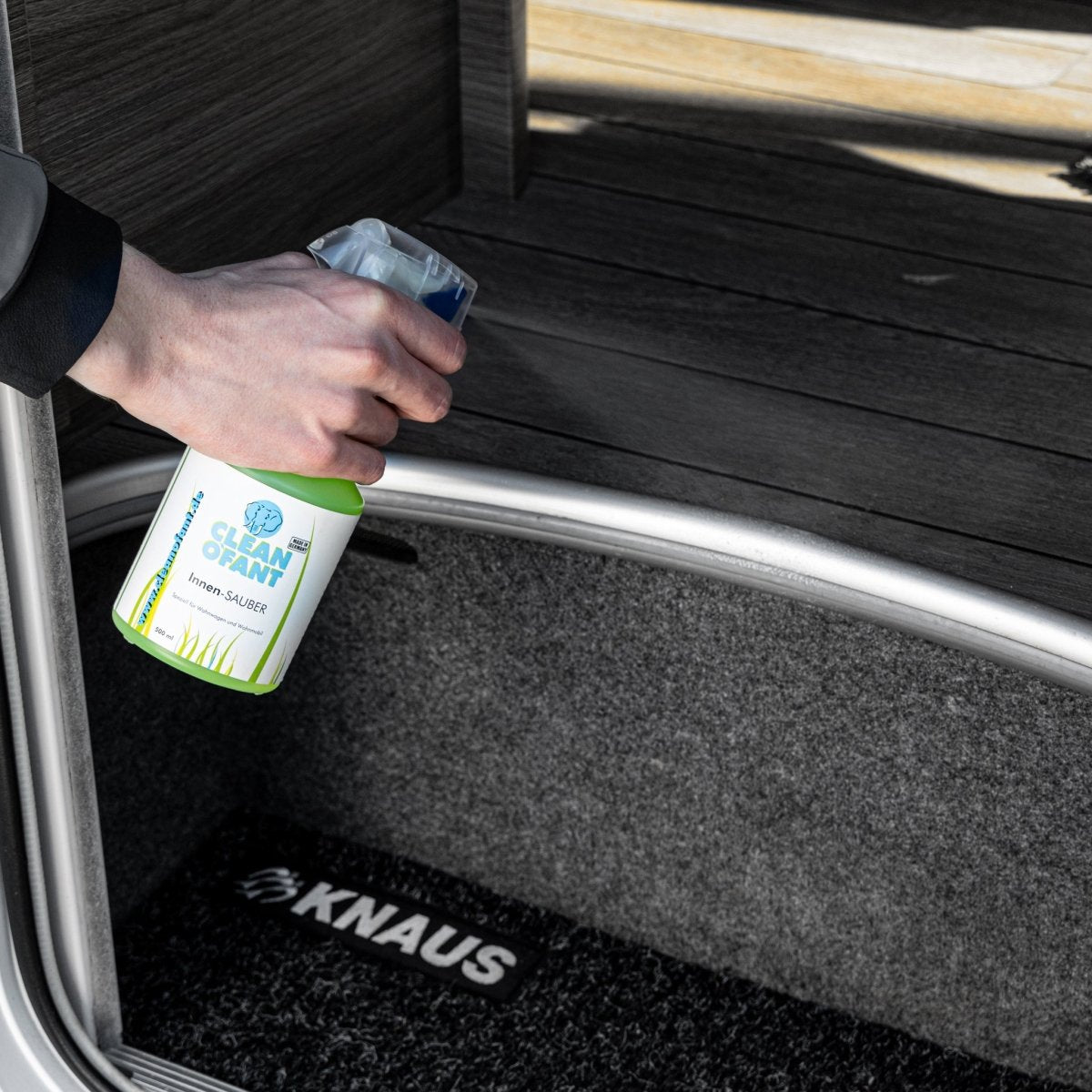 CLEANOFANT Innen-SAUBER (Innenreiniger) 500 ml + Mikrofaser-Reinigungshandschuh
